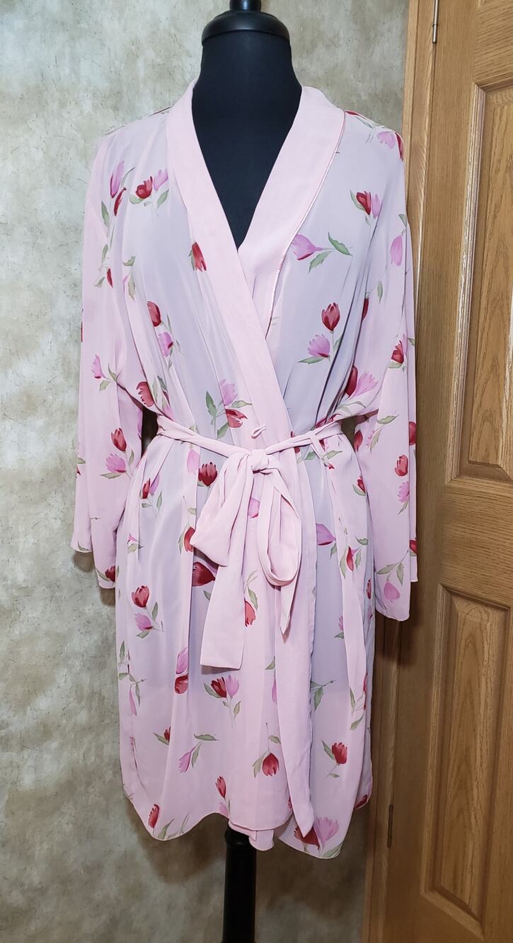 Mystique size L/XL pink floral print intimate set